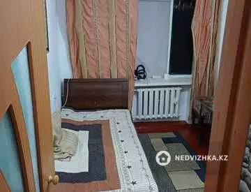 3-комнатная квартира, этаж 4 из 4, 56 м²