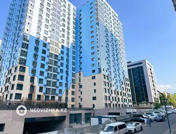 1-комнатная квартира, этаж 12 из 18, 38 м²