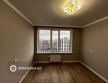 1-комнатная квартира, этаж 16 из 16, 42 м²