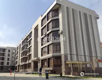 1-комнатная квартира, этаж 3 из 5, 52 м²