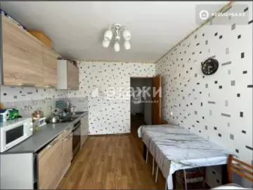 2-комнатная квартира, этаж 2 из 10, 60 м²