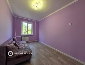 3-комнатная квартира, этаж 4 из 5, 60 м²