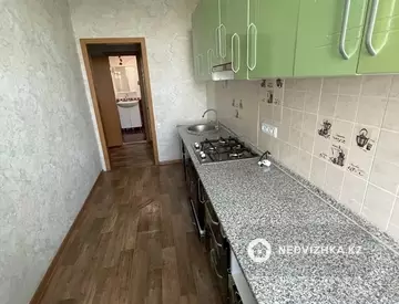 2-комнатная квартира, этаж 4 из 4, 54 м²