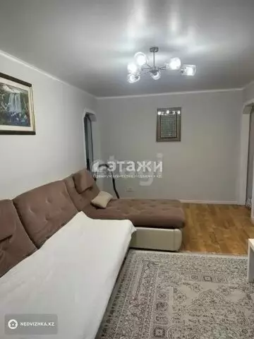 60 м², 3-комнатная квартира, этаж 3 из 4, 60 м², изображение - 0