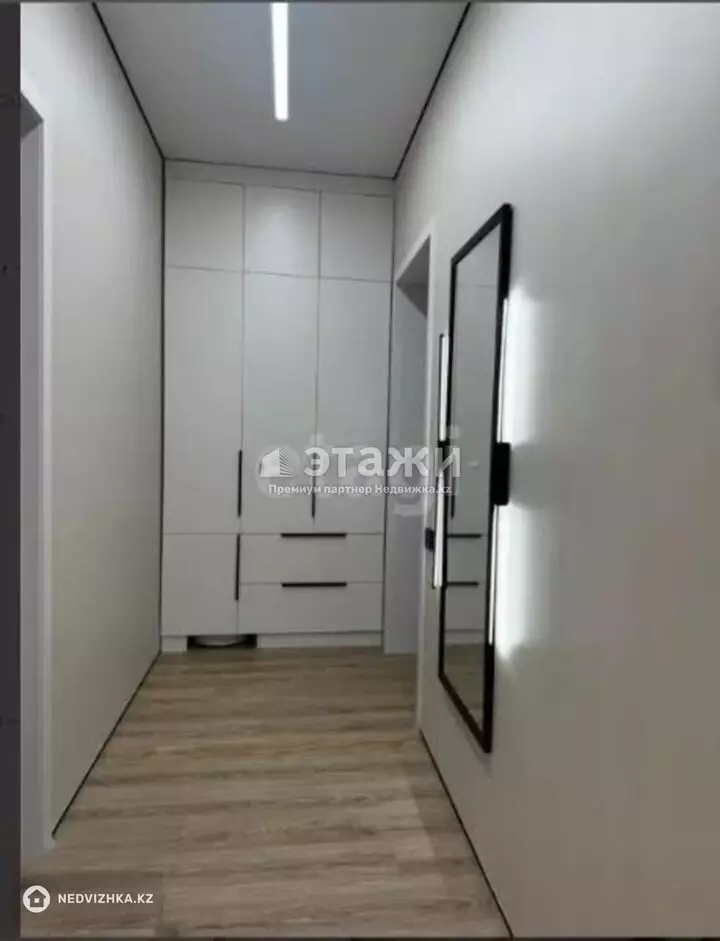 90 м², 3-комнатная квартира, этаж 2 из 8, 90 м², изображение - 1