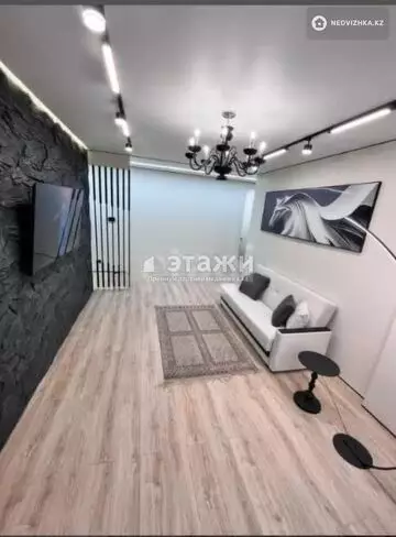 90 м², 3-комнатная квартира, этаж 2 из 8, 90 м², изображение - 0