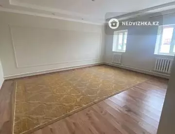 5-комнатный дом, 13 соток, 150 м²