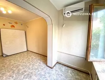 2-комнатная квартира, этаж 3 из 5, 60 м²