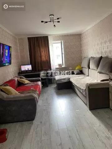 2-комнатная квартира, этаж 3 из 5, 55 м²