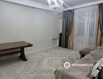 4-комнатная квартира, этаж 2 из 4, 85 м²