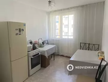 1-комнатная квартира, этаж 8 из 9, 35 м²