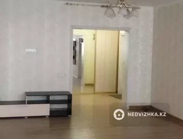 2-комнатная квартира, этаж 12 из 16, 93 м²