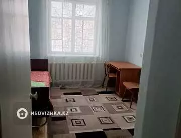 2-комнатная квартира, этаж 2 из 5, 54 м²