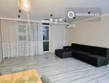 2-комнатная квартира, этаж 7 из 10, 72 м²