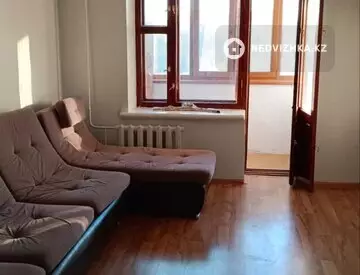 3-комнатная квартира, этаж 4 из 6, 62 м²