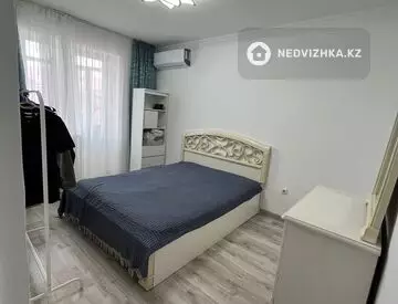 3-комнатная квартира, этаж 9 из 9, 67 м²