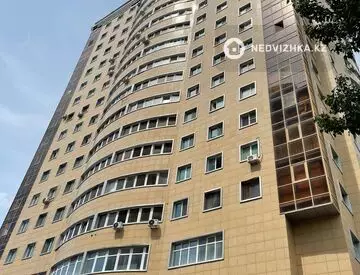 2-комнатная квартира, этаж 10 из 18, 61 м², на длительный срок