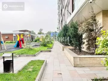 2-комнатная квартира, этаж 9 из 10, 60 м²