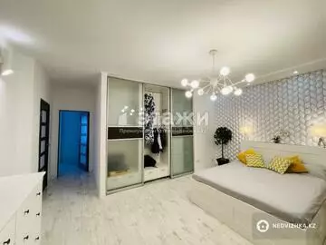 100 м², 3-комнатная квартира, этаж 12 из 14, 100 м², изображение - 2