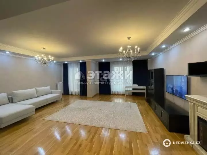 130 м², 3-комнатная квартира, этаж 3 из 8, 130 м², изображение - 1