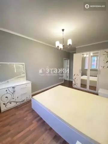 2-комнатная квартира, этаж 10 из 12, 57 м²