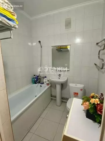 1-комнатная квартира, этаж 4 из 12, 50 м²