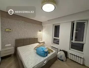 2-комнатная квартира, этаж 3 из 7, 52 м², На длительный срок