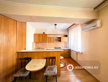 1-комнатная квартира, этаж 4 из 5, 33 м²