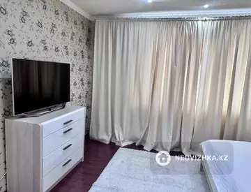 3-комнатная квартира, этаж 4 из 5, 84 м²