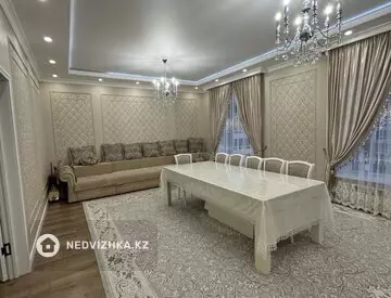 3-комнатная квартира, этаж 3 из 10, 110 м²