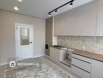 3-комнатная квартира, этаж 4 из 7, 76 м²