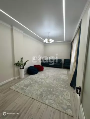4-комнатная квартира, этаж 3 из 8, 107 м²