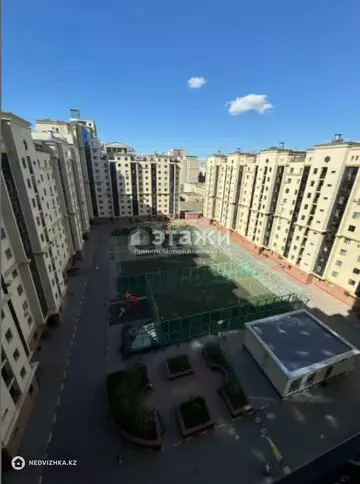 2-комнатная квартира, этаж 10 из 10, 50 м²
