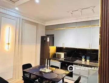 2-комнатная квартира, этаж 12 из 12, 44 м²