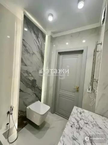 2-комнатная квартира, этаж 9 из 12, 70 м²