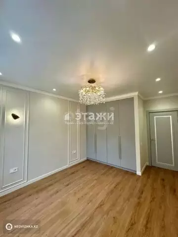 2-комнатная квартира, этаж 9 из 12, 70 м²