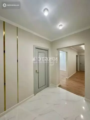 70 м², 2-комнатная квартира, этаж 9 из 12, 70 м², изображение - 4