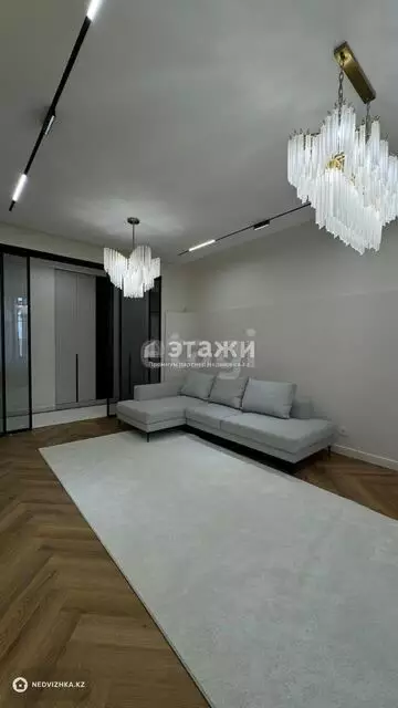 4-комнатная квартира, этаж 2 из 15, 126 м²