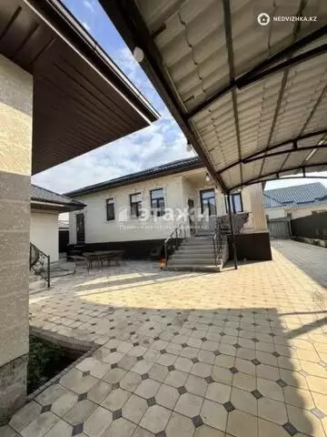 5-комнатный дом, 6 соток, 145 м²