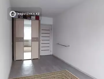 2-комнатная квартира, этаж 4 из 5, 44 м²