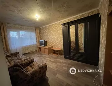 1-комнатная квартира, этаж 3 из 5, 31 м², на длительный срок