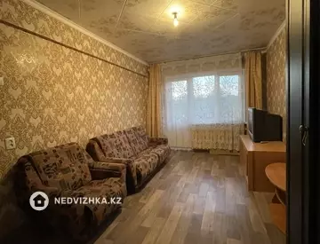 1-комнатная квартира, этаж 3 из 5, 31 м², на длительный срок