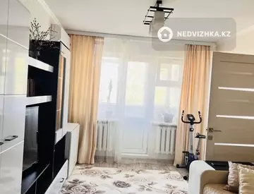 3-комнатная квартира, этаж 5 из 5, 56 м²