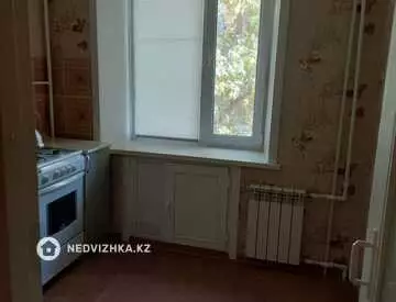 30.4 м², 1-комнатная квартира, этаж 2 из 5, 30 м², изображение - 2