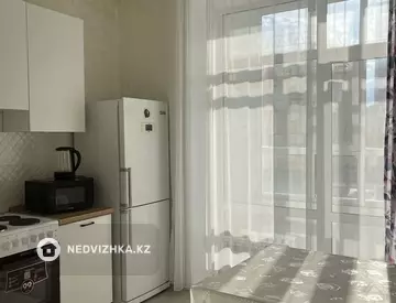 40 м², 1-комнатная квартира, этаж 3 из 9, 40 м², посуточно, изображение - 7