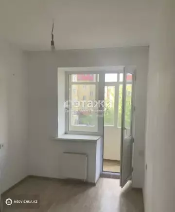 3-комнатная квартира, этаж 2 из 5, 63 м²