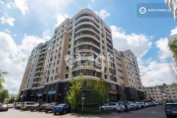 3-комнатная квартира, этаж 5 из 11, 165 м²