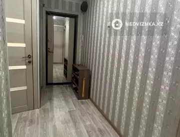 2-комнатная квартира, этаж 3 из 5, 48 м²