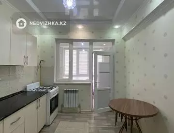 1-комнатная квартира, этаж 1 из 10, 40 м²