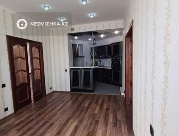 5-комнатная квартира, этаж 8 из 25, 175 м²